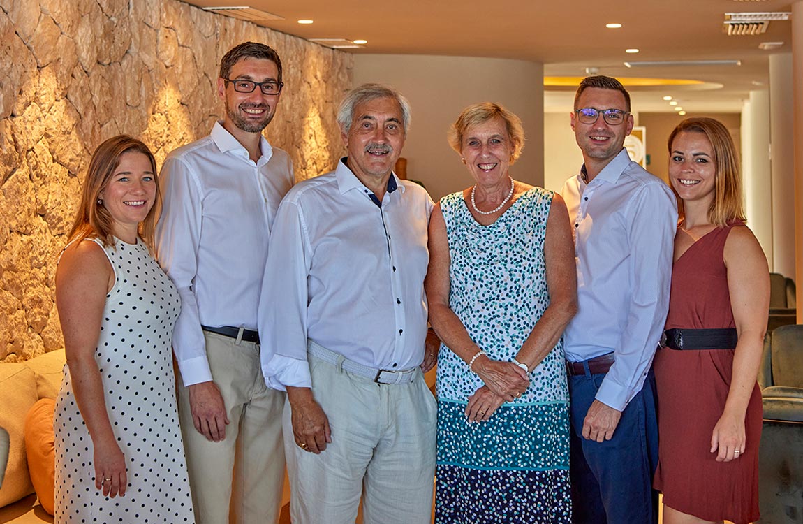 sobre nosotros sobre nosotros universal beach hotels