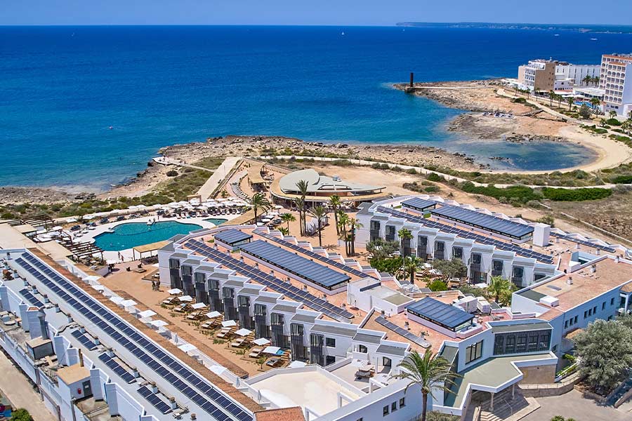 pannelli votovoltaici sviluppo sostenibile universal beach hotels