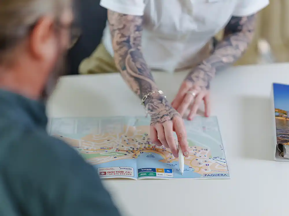 trabaja con nosotros universal beach hotels