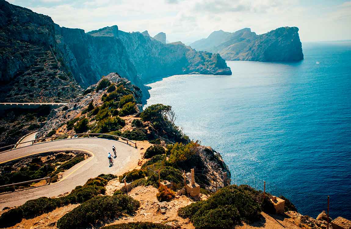 cycling cycling universal beach hotels