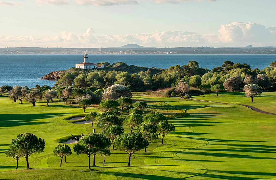 Club de Golf Alcanada universal beach hotels