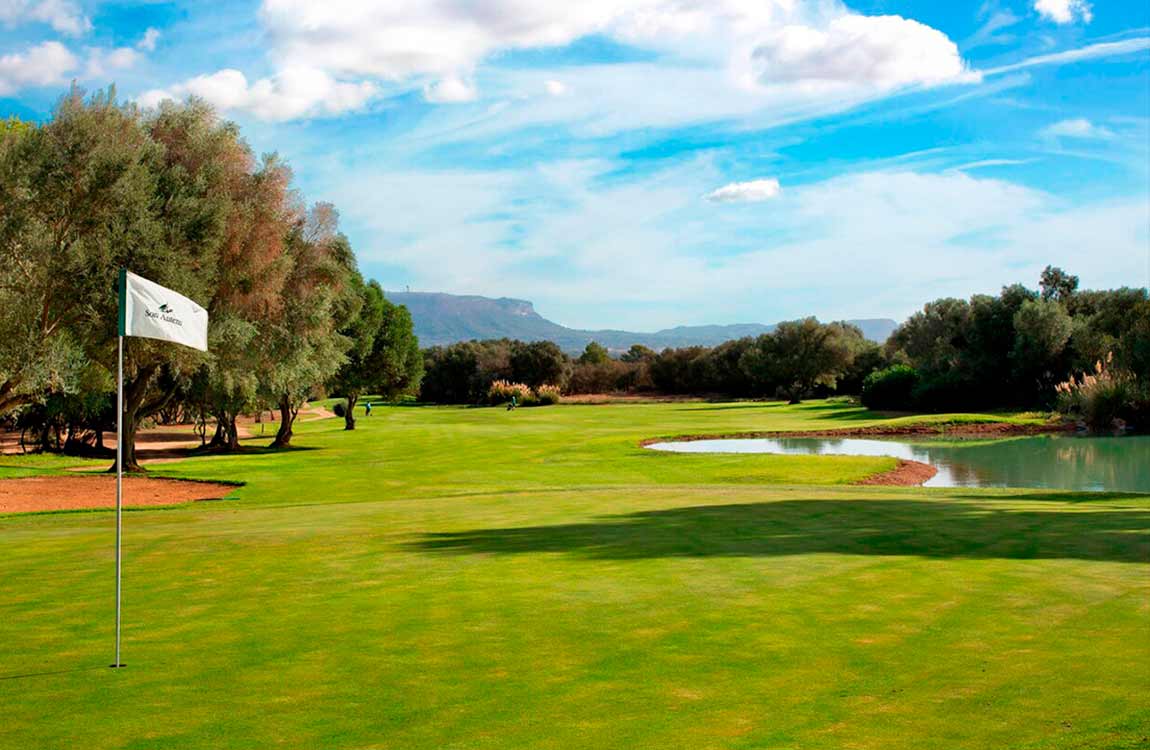 Golf Son Antem universal beach hotels