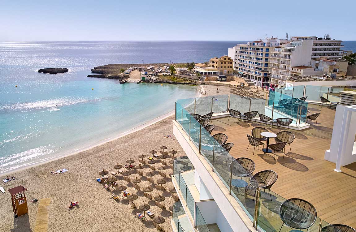 rooftops universal beach hotels
