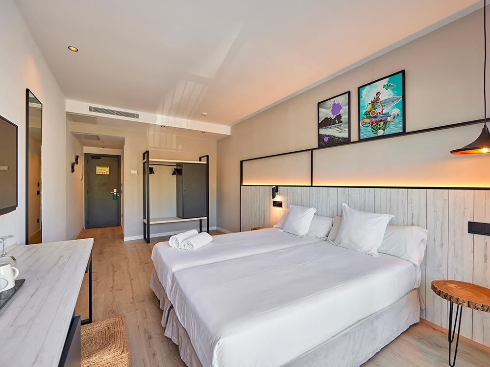 Camera con vista mare e solarium hotel florida magaluf