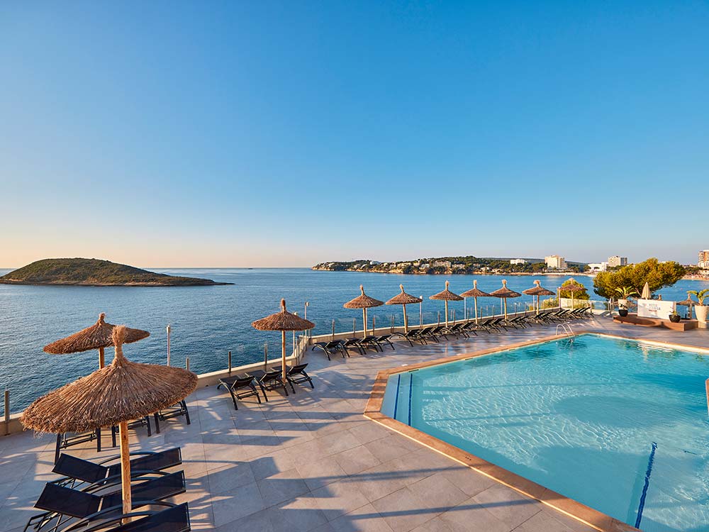 Pool and solarium hotel florida magaluf