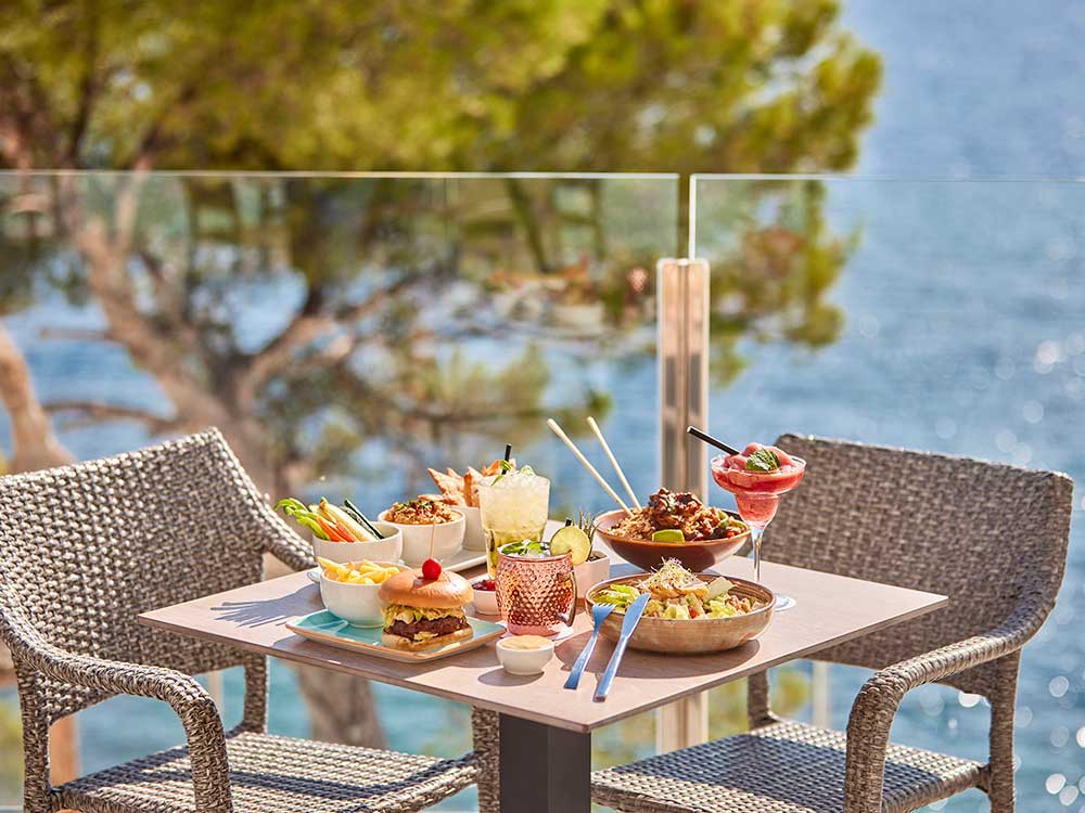 pool bar hotel florida magaluf