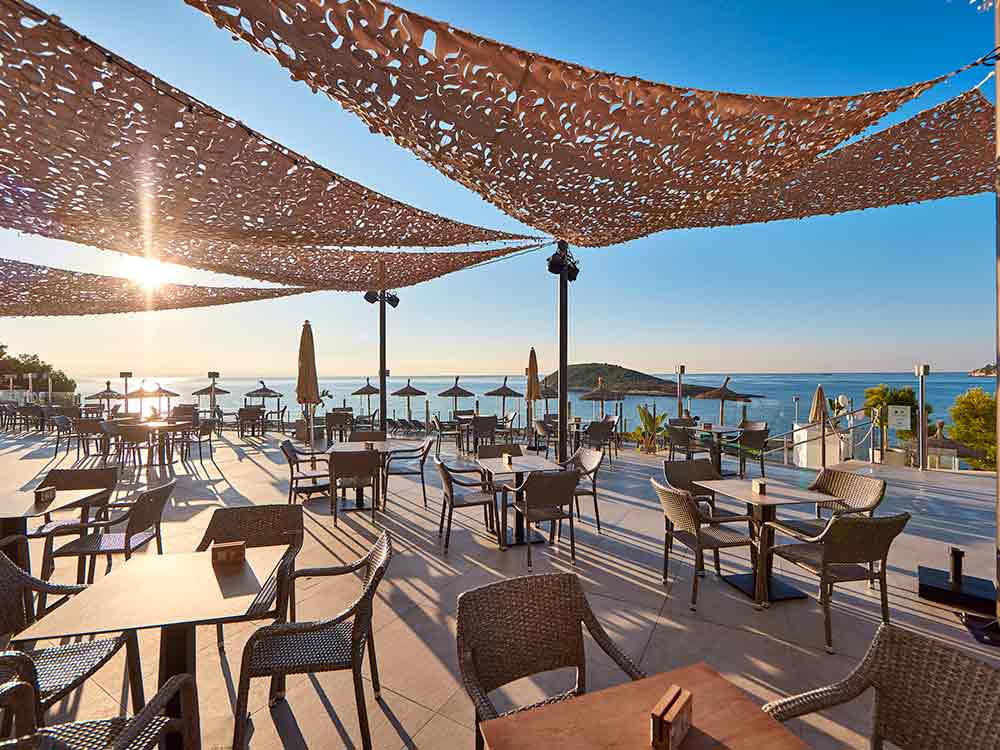 pool bar hotel florida magaluf