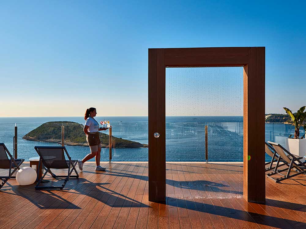 sky bar hotel florida magaluf