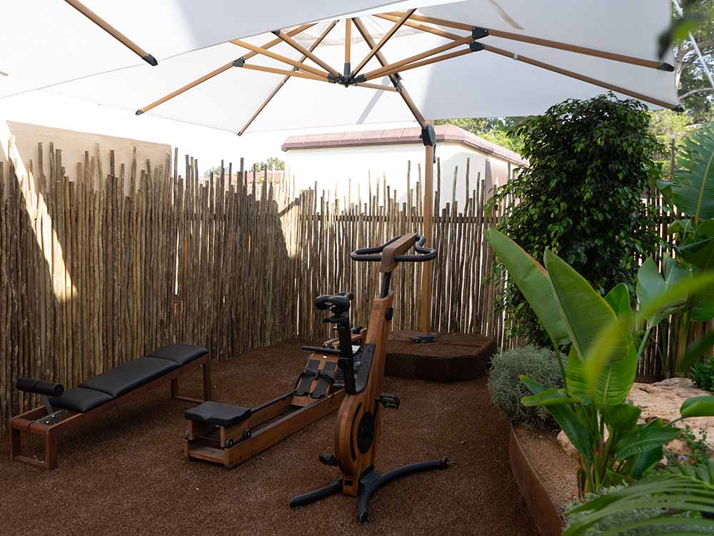 Otros servicios Otros servicios suite mar suites formentera by universal beach hotels