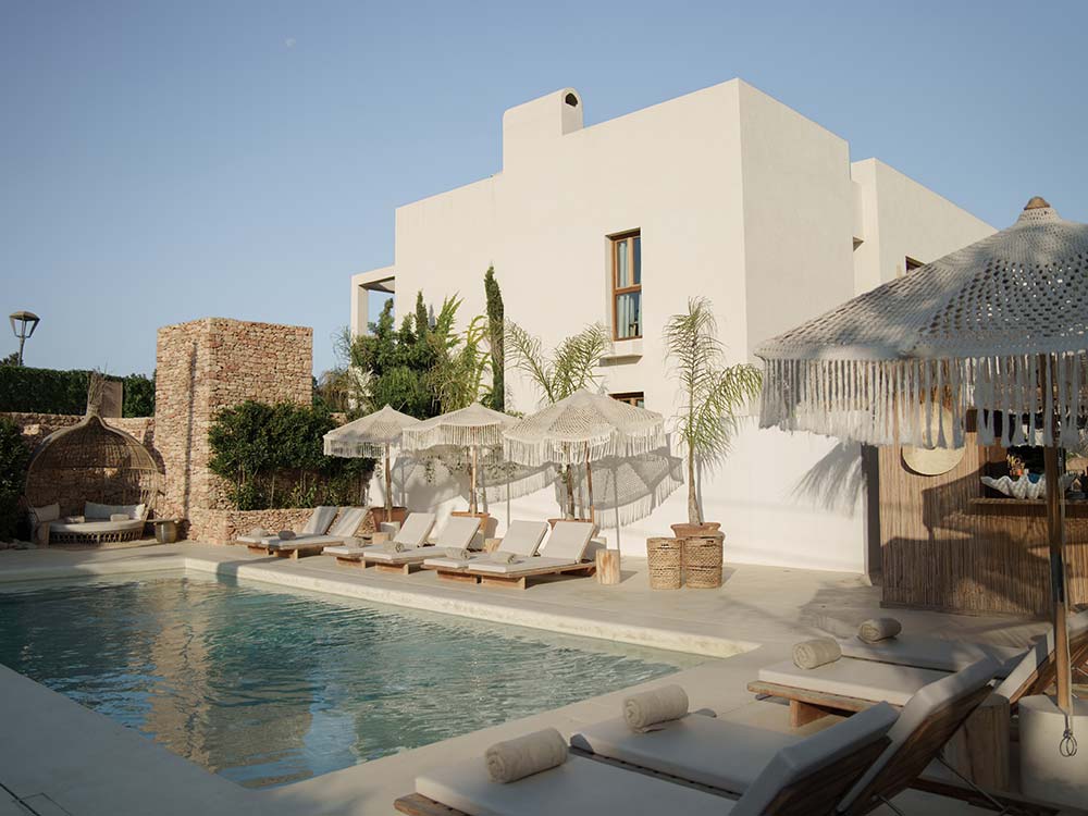 Otros servicios Otros servicios suite mar suites formentera by universal beach hotels