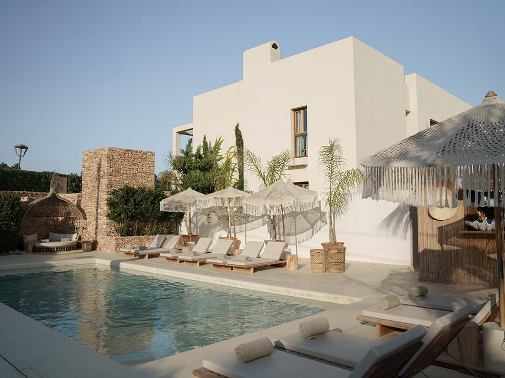 piscina piscina mar suites formentera by universal beach hotels