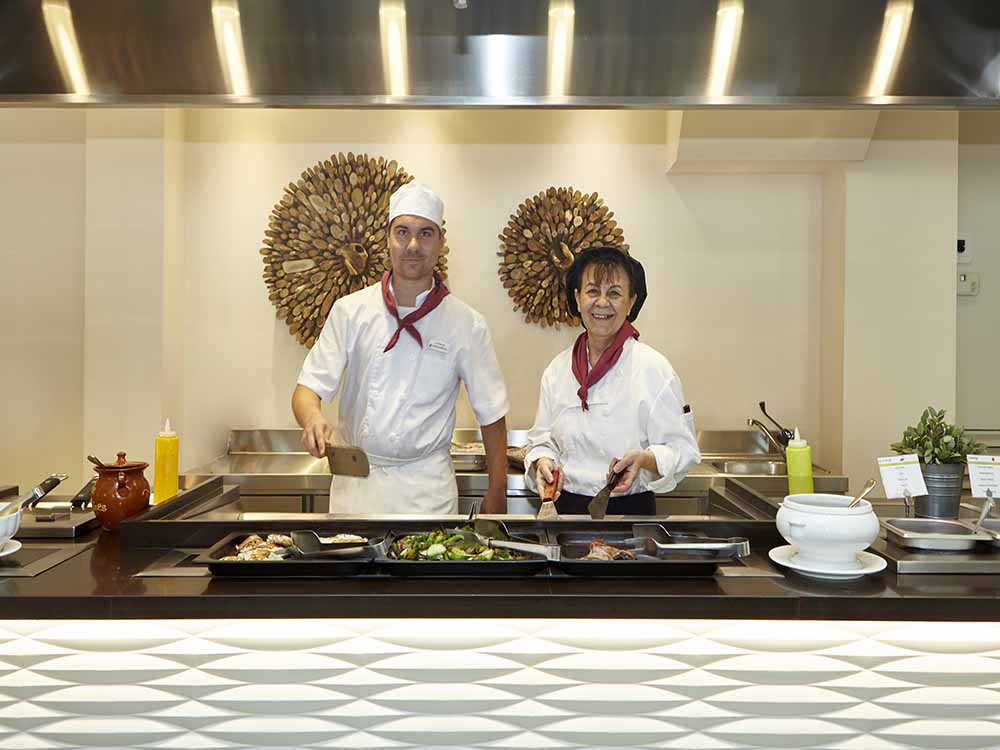 restaurante snack bar universal apartamentos laguna garden