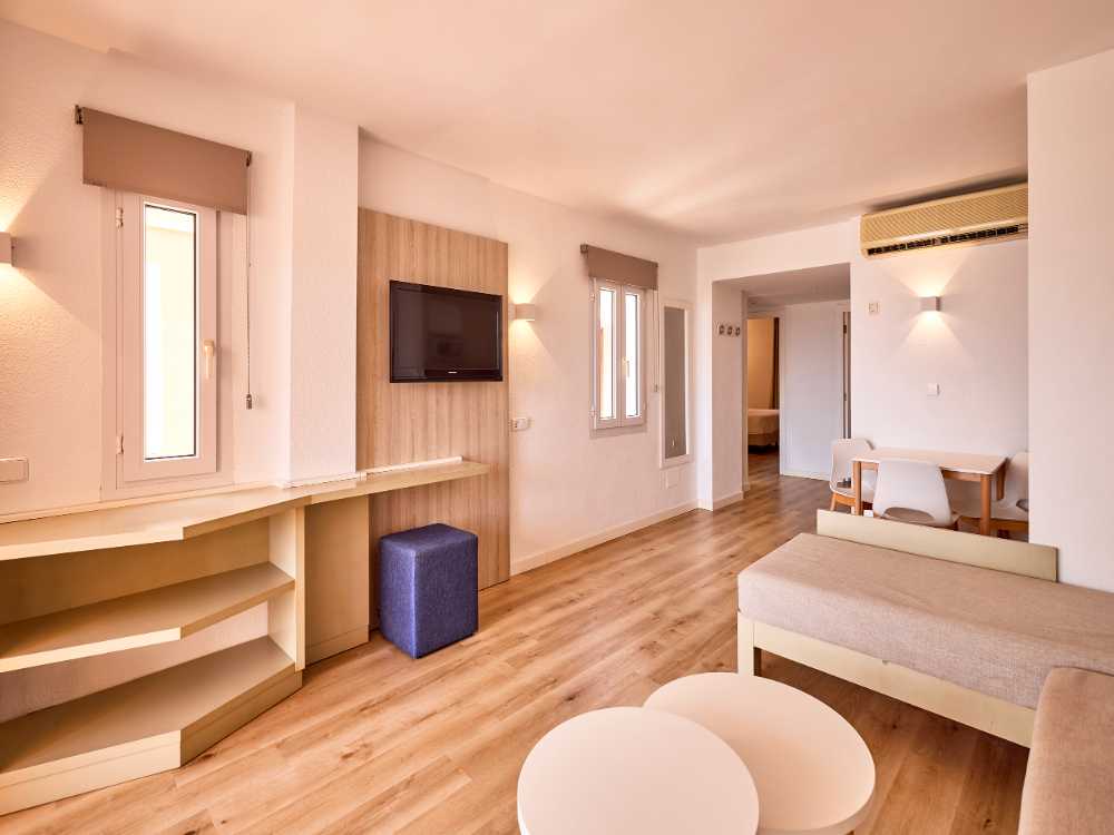 apartamento dos dormitorios universal aparthotel don camilo