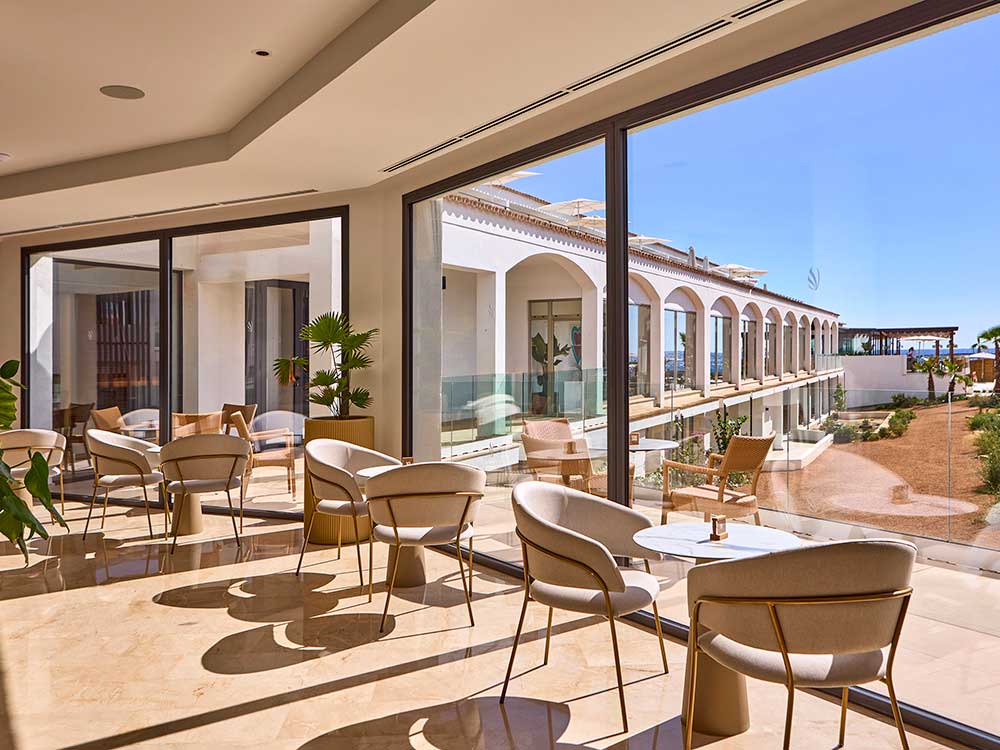 bar bar universal grand leon spa