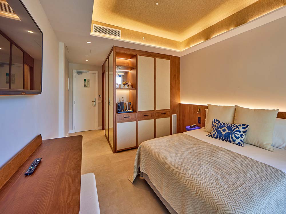 Single room universal grand leon spa