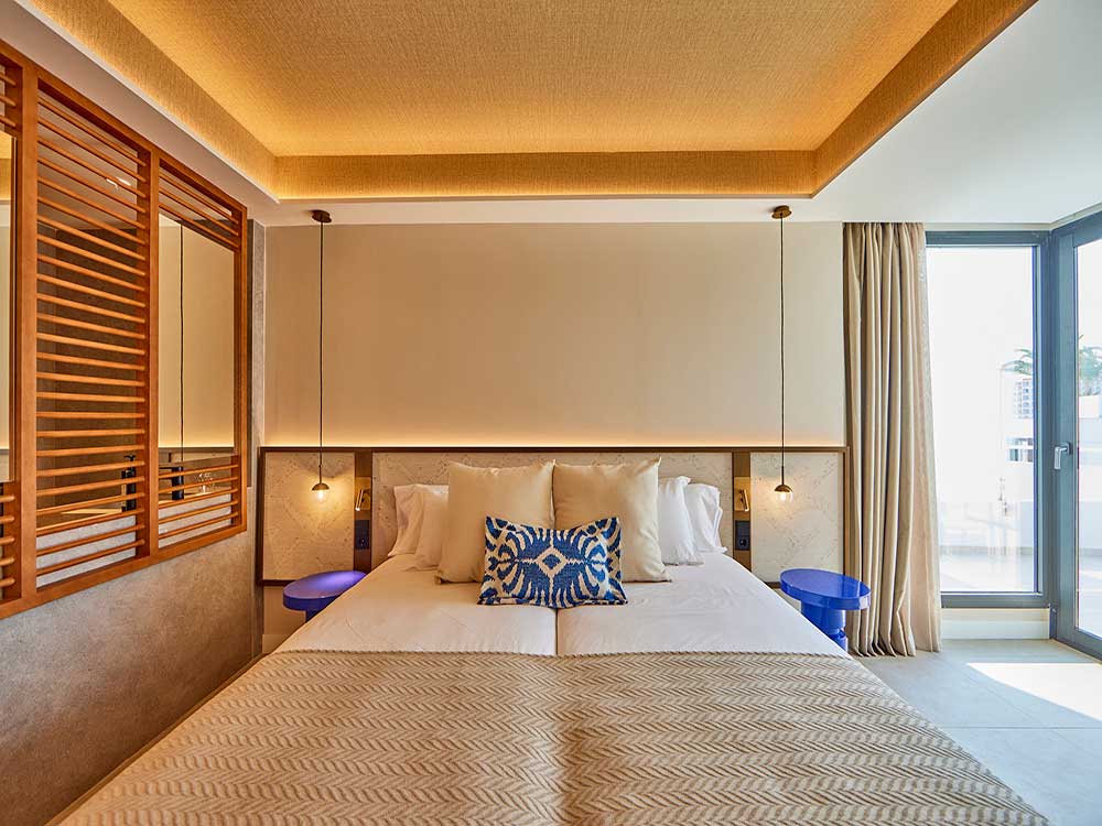 Junior Suites with side sea view universal grand leon spa