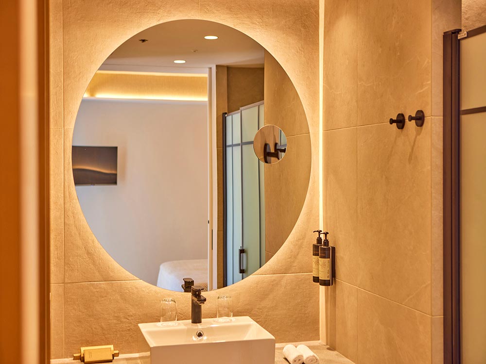 Family suite with garden view universal grand leon spa