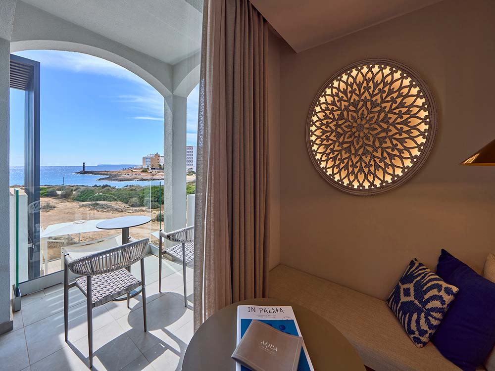 Rooms with side sea view universal grand leon spa