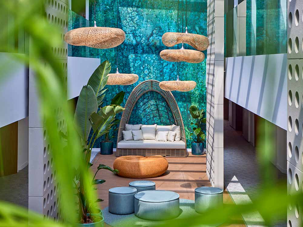 otros servicios universal grand leon spa