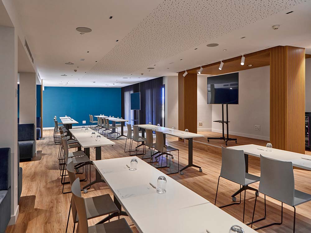 salas de reuniones universal grand leon spa