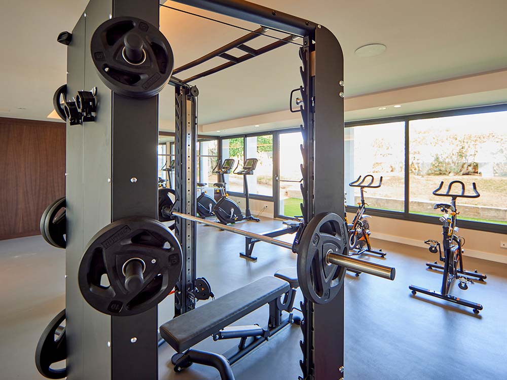 gimnasio universal grand leon spa