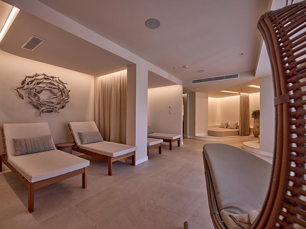 zona contrasti universal grand leon spa