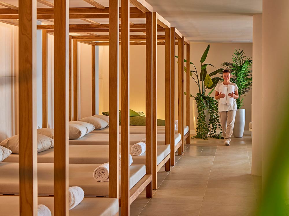zona contrasti universal grand leon spa