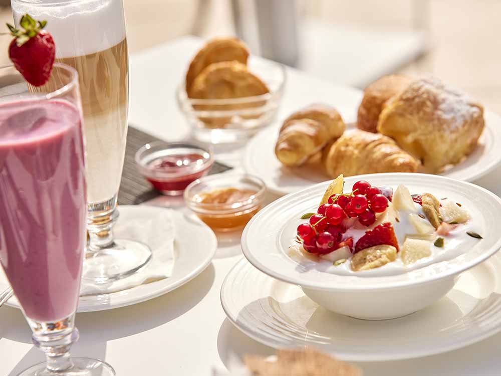 servicio desayunos desayunos universal hotel aquamarin