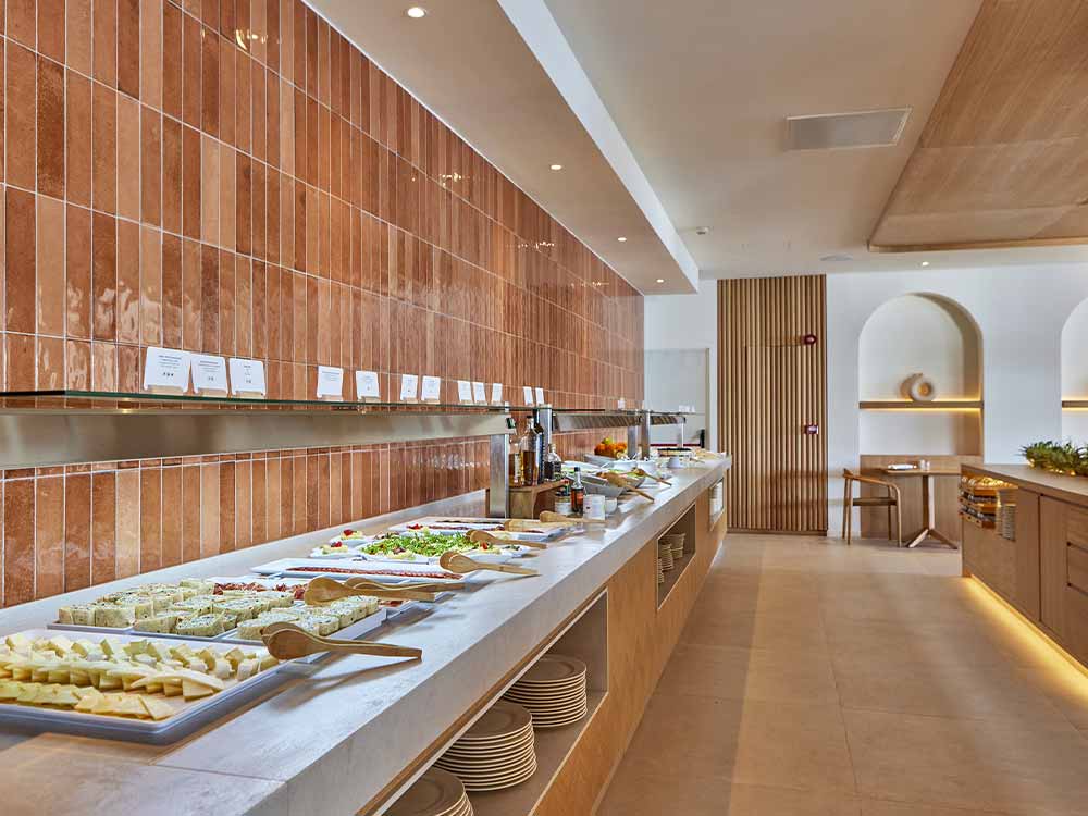 servicio desayunos desayunos universal hotel aquamarin