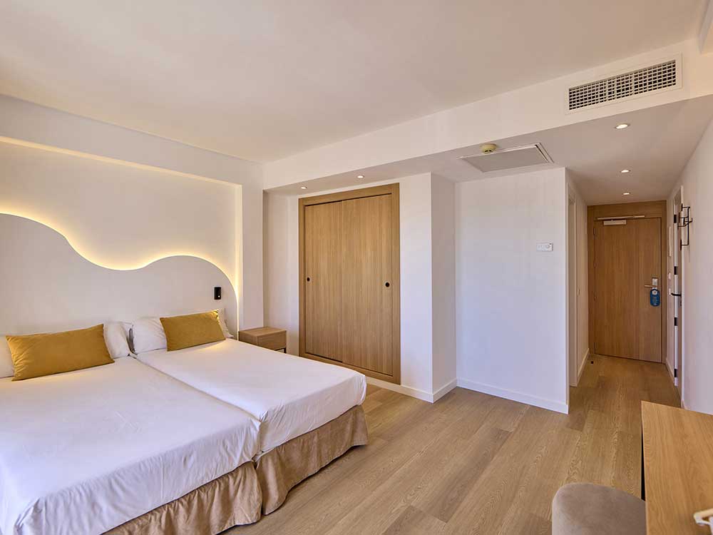 Rooms with pool view Rooms with pool view universal hotel bikini