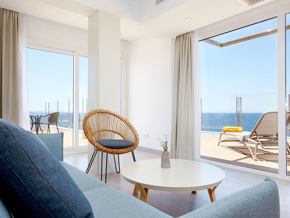 Suite vista mar universal hotel cabo blanco-adults only