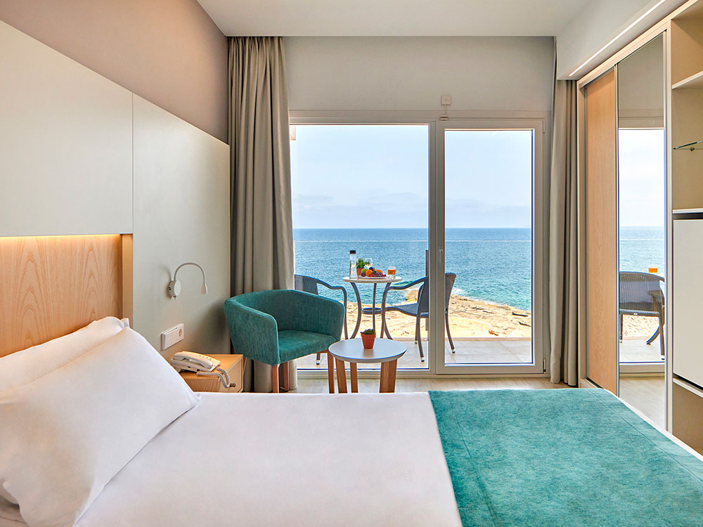 habitación vista mar universal hotel cabo blanco-adults only