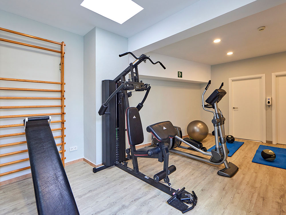 servicio entretenimiento y deportes universal hotel cabo blanco-adults only