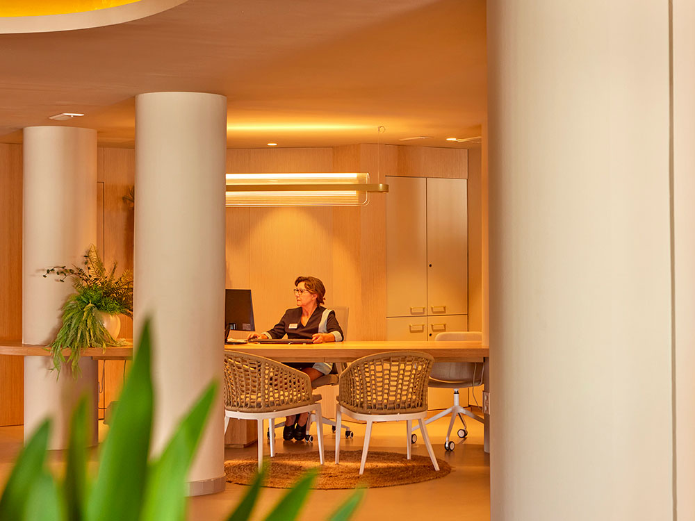 otros servicios universal hotel cabo blanco-adults only