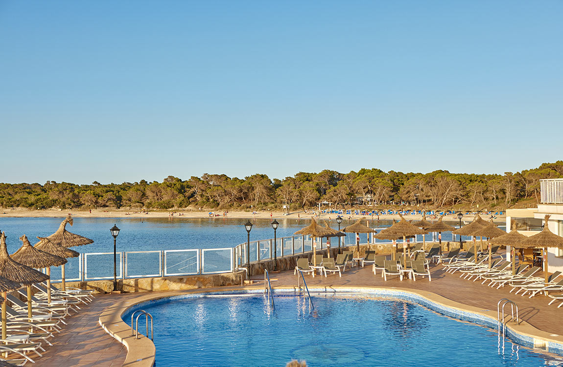 servicio piscina universal hotel casa marquesa