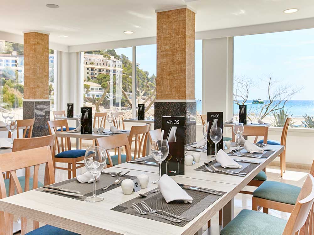 Restaurants und Bars Restaurants und Bars universal hotel castell royal