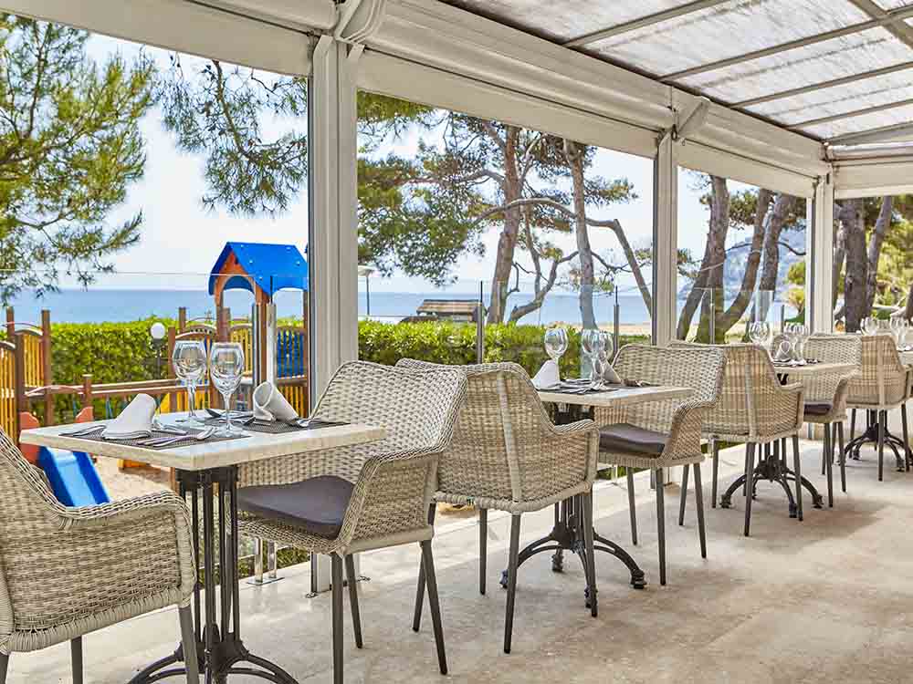 Restaurant und Snackbar universal hotel laguna