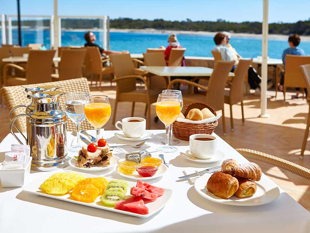 Restaurants et bars universal hotel marqués