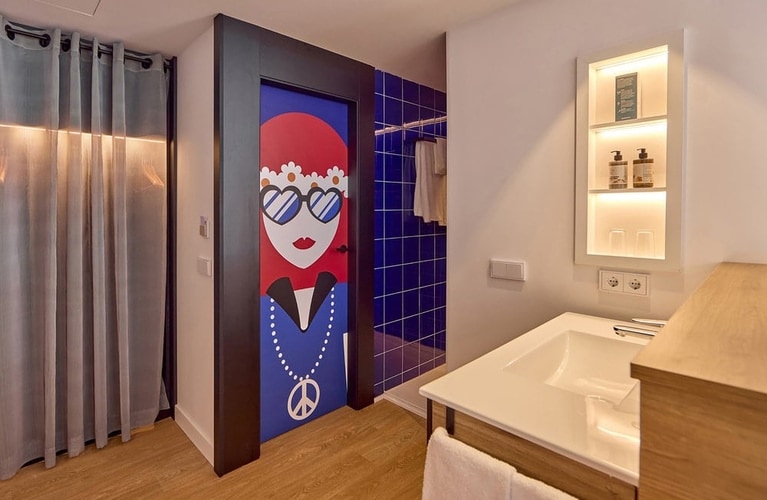 Junior Suite mit seitlichem Meerblick Junior Suite mit seitlichem Meerblick universal hotel neptuno adults only