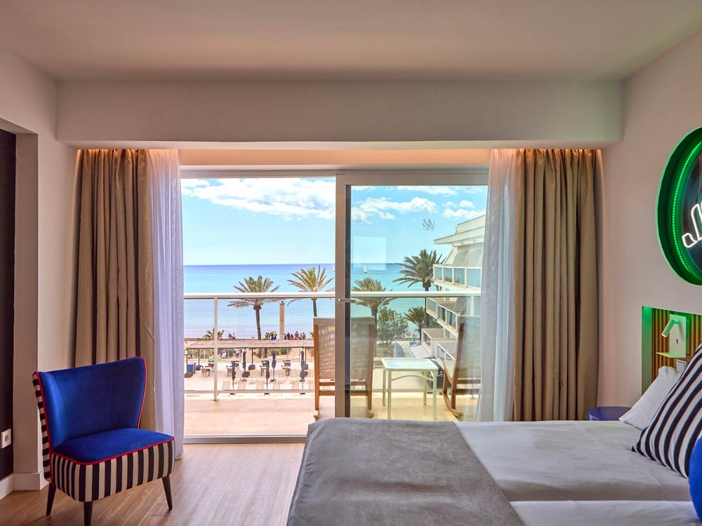 Zimmer mit Meerblick Zimmer mit Meerblick universal hotel neptuno adults only