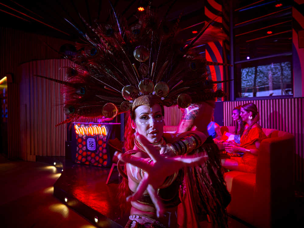 Entertainment service Entertainment service universal hotel neptuno adults only