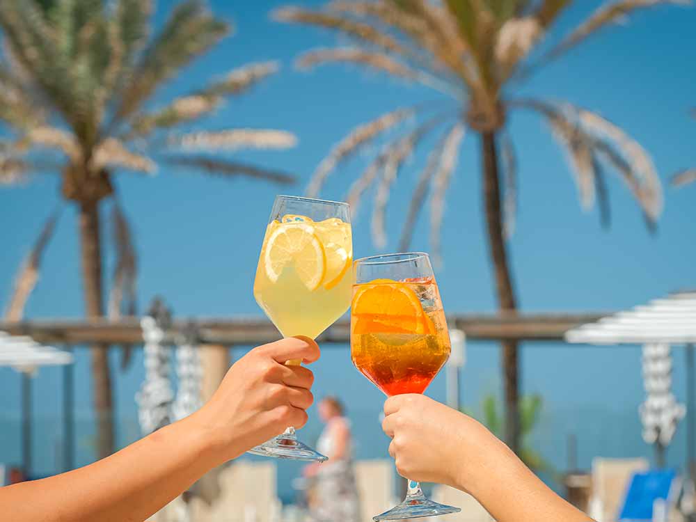 Entertainment service Entertainment service universal hotel neptuno adults only