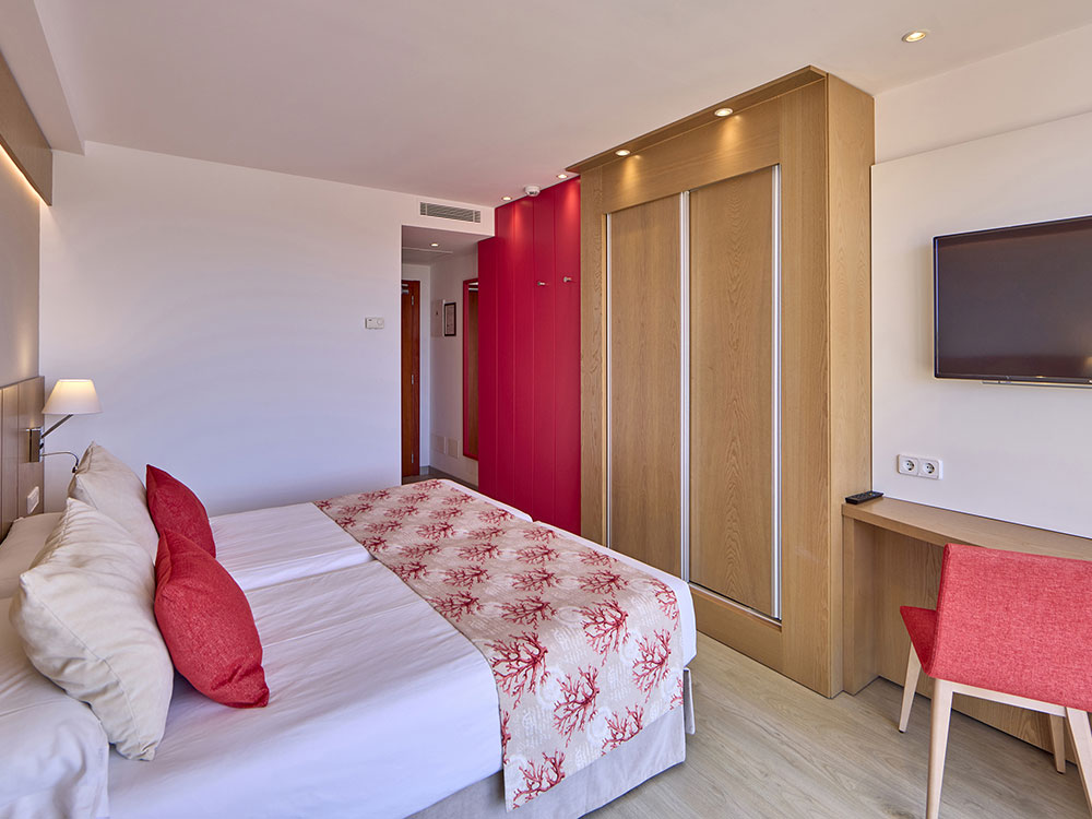 Camera vista mare laterale Camera vista mare laterale universal hotel perla