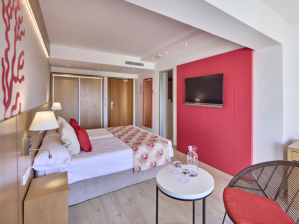 Camera vista mare con terrazza Camera vista mare con terrazza universal hotel perla