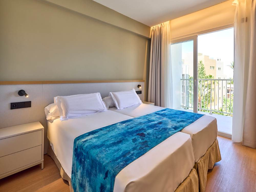 Camera standard universal hotel romantica