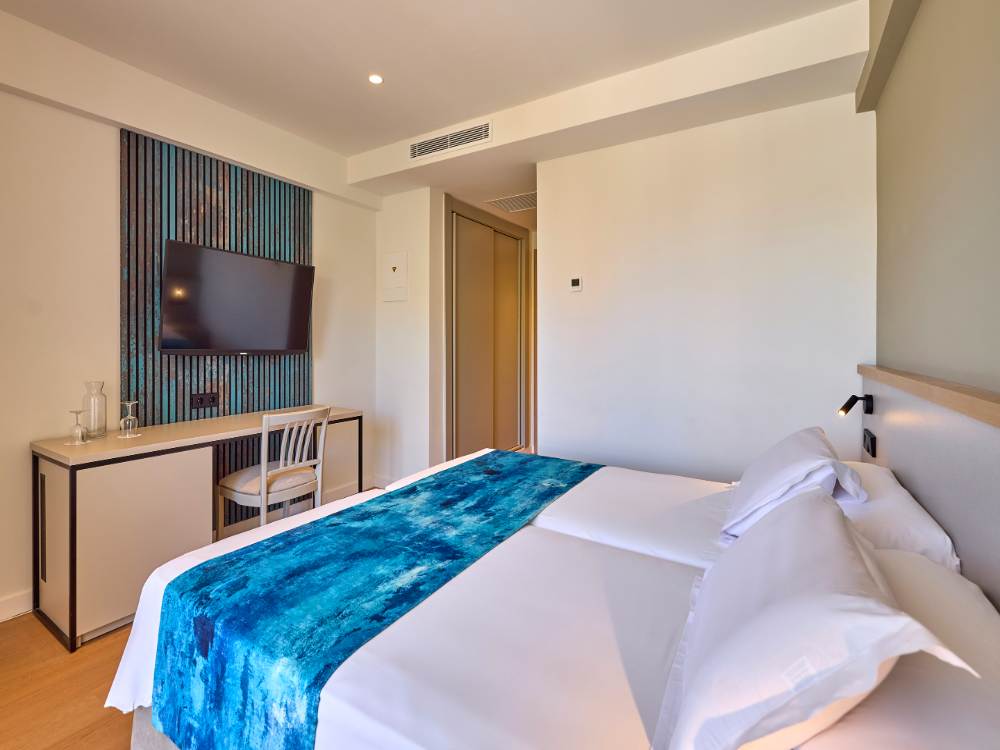 Camera standard universal hotel romantica