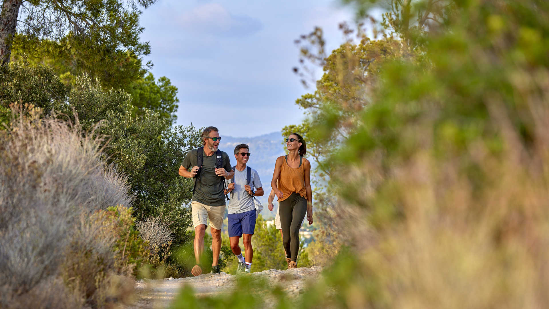 rutas universal hotel romantica universal beach hotels