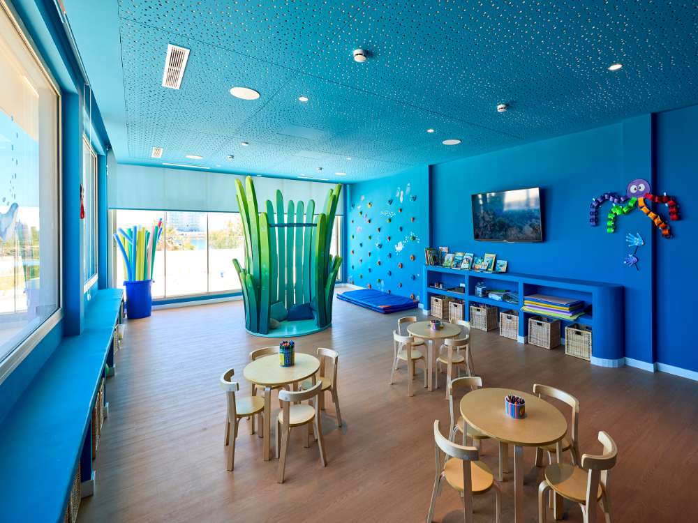 loisirs et services loisirs et services universal hotel romantica