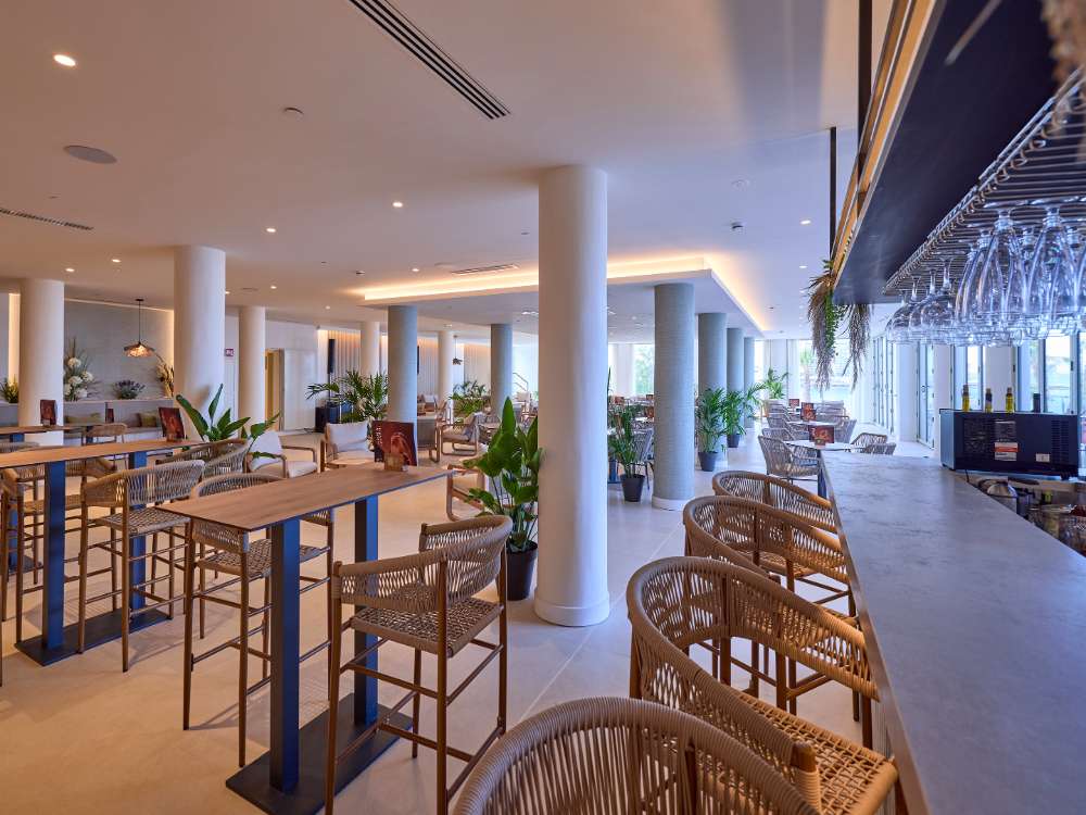 Restaurants et bars Restaurants et bars universal hotel romantica