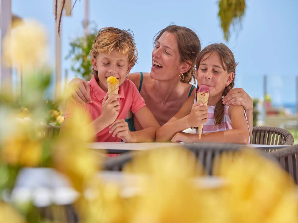 Tout compris Tout compris universal hotel romantica